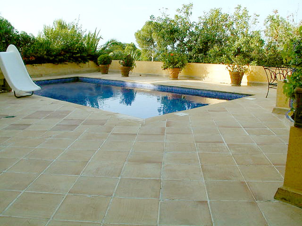 Wir machen Boden gut! Fussbodensanierung Mallorca