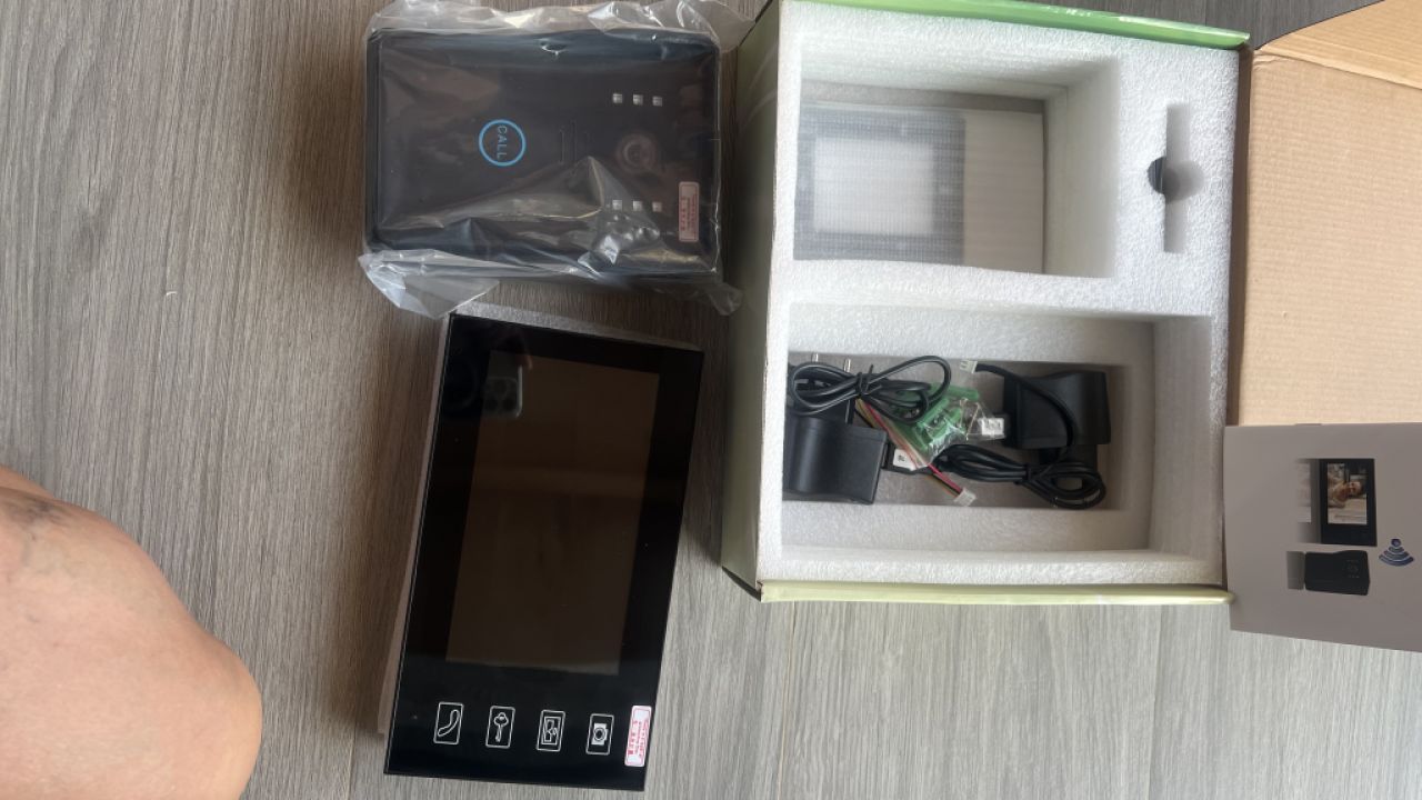 Wireless door video phone 2.4 GHz
