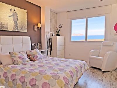 Wohnhaus in Mal Pas Alcudia mit direktem Meerzugang und herrlichem Ausblick