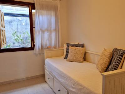 apartment on the front line in Cala Mandia