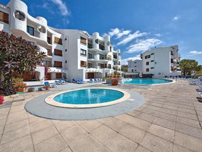 Apartamento primera linea Pto. Alcudia con piscina y cerca del Puerto