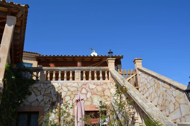 Wohnung mit Bäckerei, Restaurant, Karaoke Bar mit Meerblick von der Terrasse