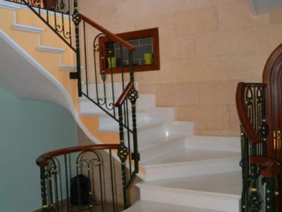 Wohnung mit Bäckerei, Restaurant, Karaoke Bar mit Meerblick von der Terrasse