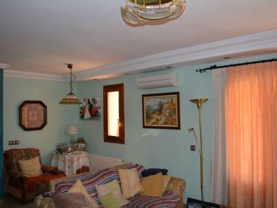 Wohnung mit Bäckerei, Restaurant, Karaoke Bar mit Meerblick von der Terrasse