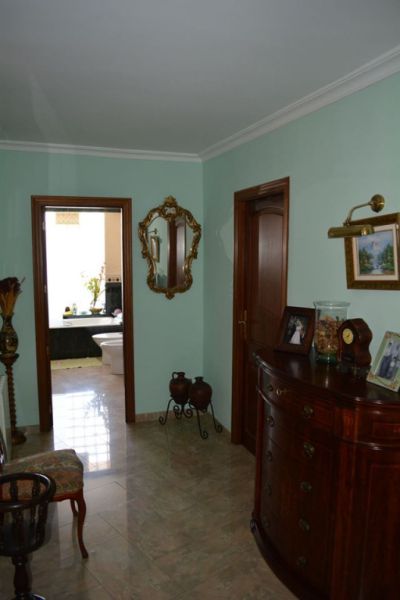 Wohnung mit Bäckerei, Restaurant, Karaoke Bar mit Meerblick von der Terrasse