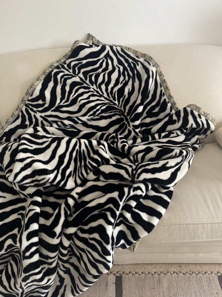 Wohnungs-Auflösung Portals, Decke/Bettüberwurf