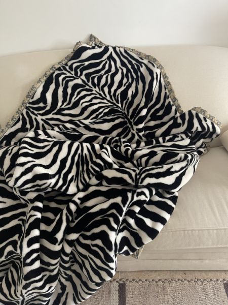 Wohnungs-Auflösung Portals, Decke/Bettüberwurf