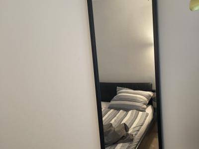 Wohnungs-Auflösung Portals, Spiegel