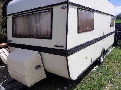 Wohnwagen zu verkaufen