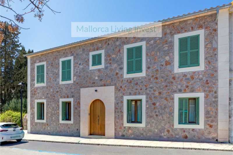 Wunderschöne Erdgeschosswohnung mit Terrasse und Stellplatz in Valldemossa