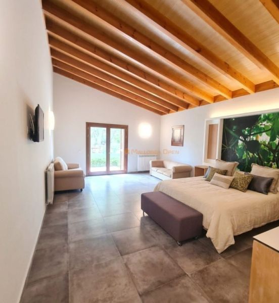 Wunderschönes großes Bauhaus-Anwesen zu vermieten in Manacor, Adresse Colonia de Sant Pere