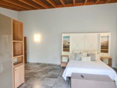 Wunderschönes großes Bauhaus-Anwesen zu vermieten in Manacor, Adresse Colonia de Sant Pere