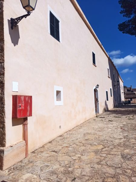 Beautiful rustic finca hotel near Sineu