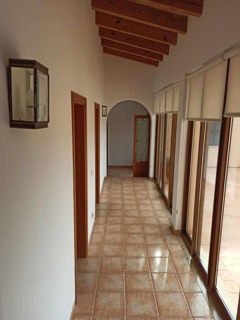 Wunderschönes Stadthaus mit Pool Son Carrio