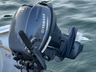 Yamaha 8 hp outboard engine YAMAHA as 4-stroke 2016 Mint condition with tank pickup Portocolom