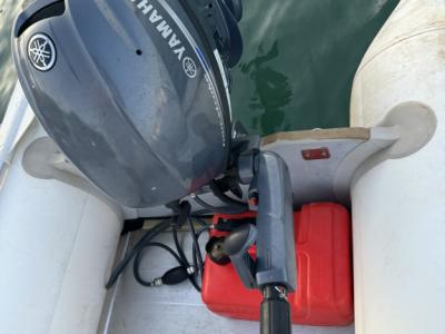 Yamaha 8 PS Außenborder YAMAHA als 4-Takter 2016 Neuwertiger Zustand  mit Tank Abholung Portocolom
