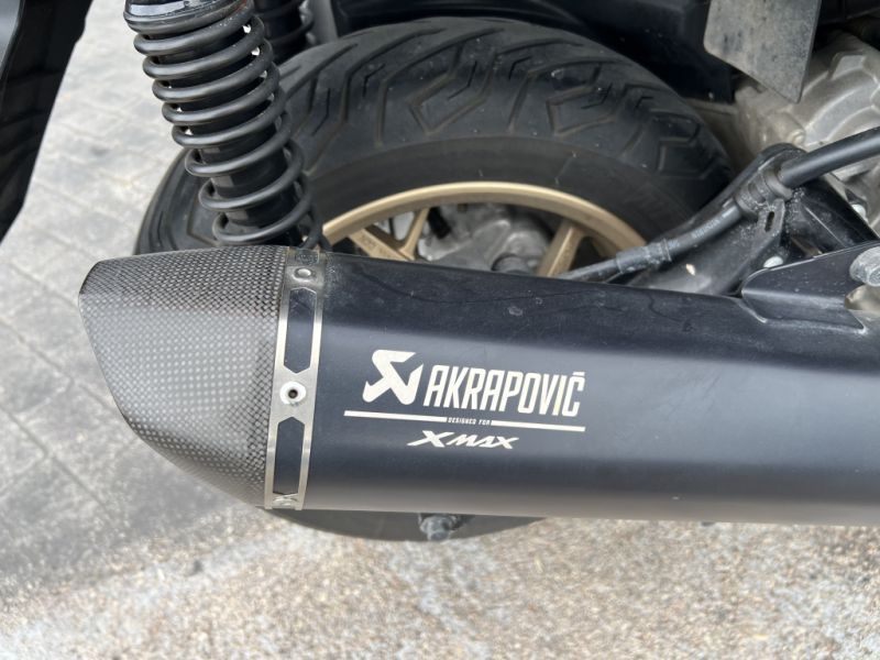 Yamaha XMAX 300 Tech MAX scooter