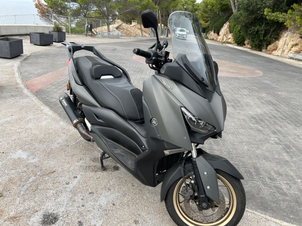 Yamaha XMAX 300 Tech MAX scooter