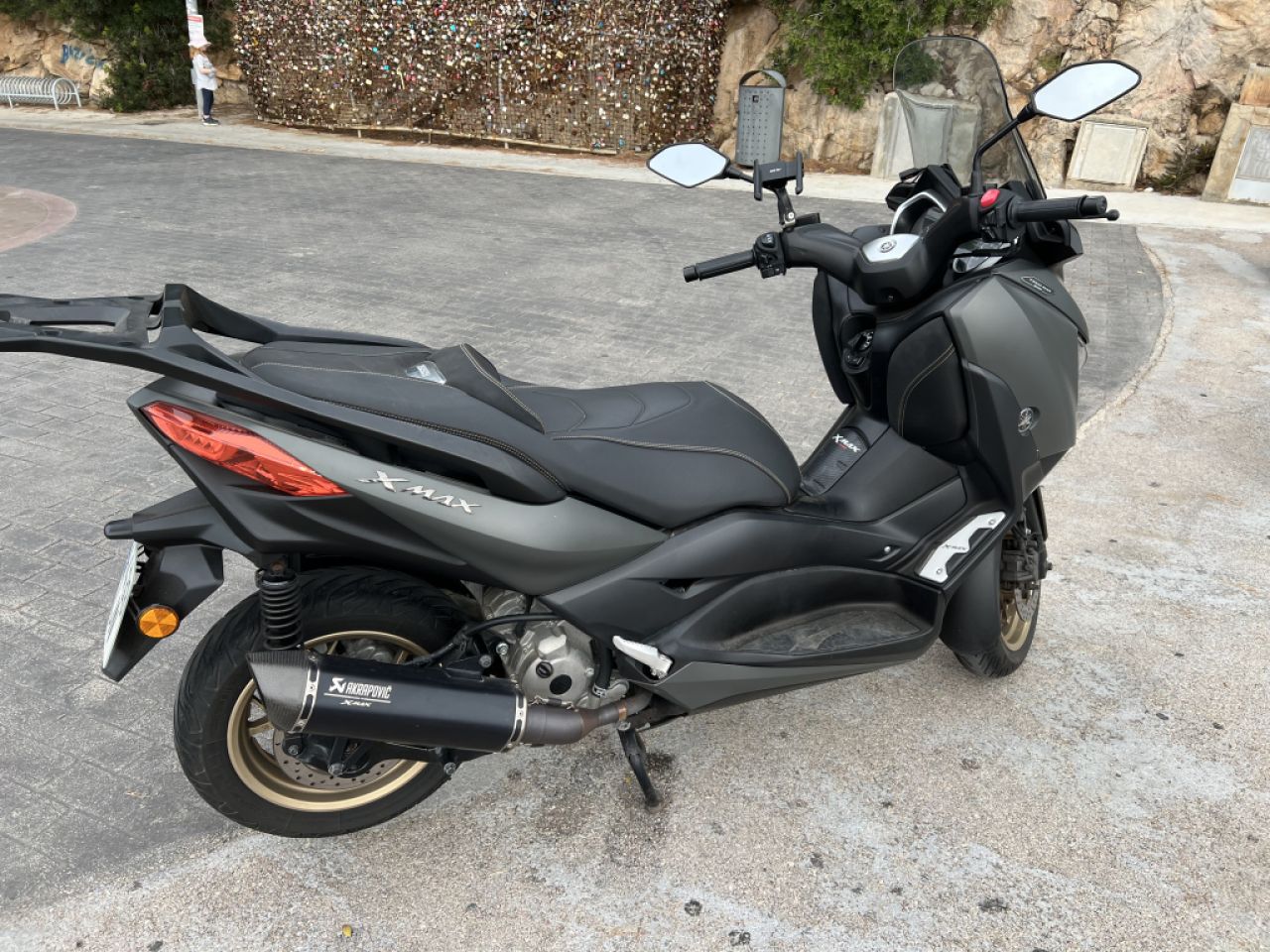 Yamaha XMAX 300 Tech MAX scooter
