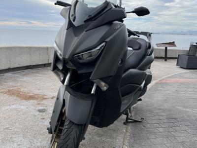 Yamaha XMAX 300 Tech MAX scooter