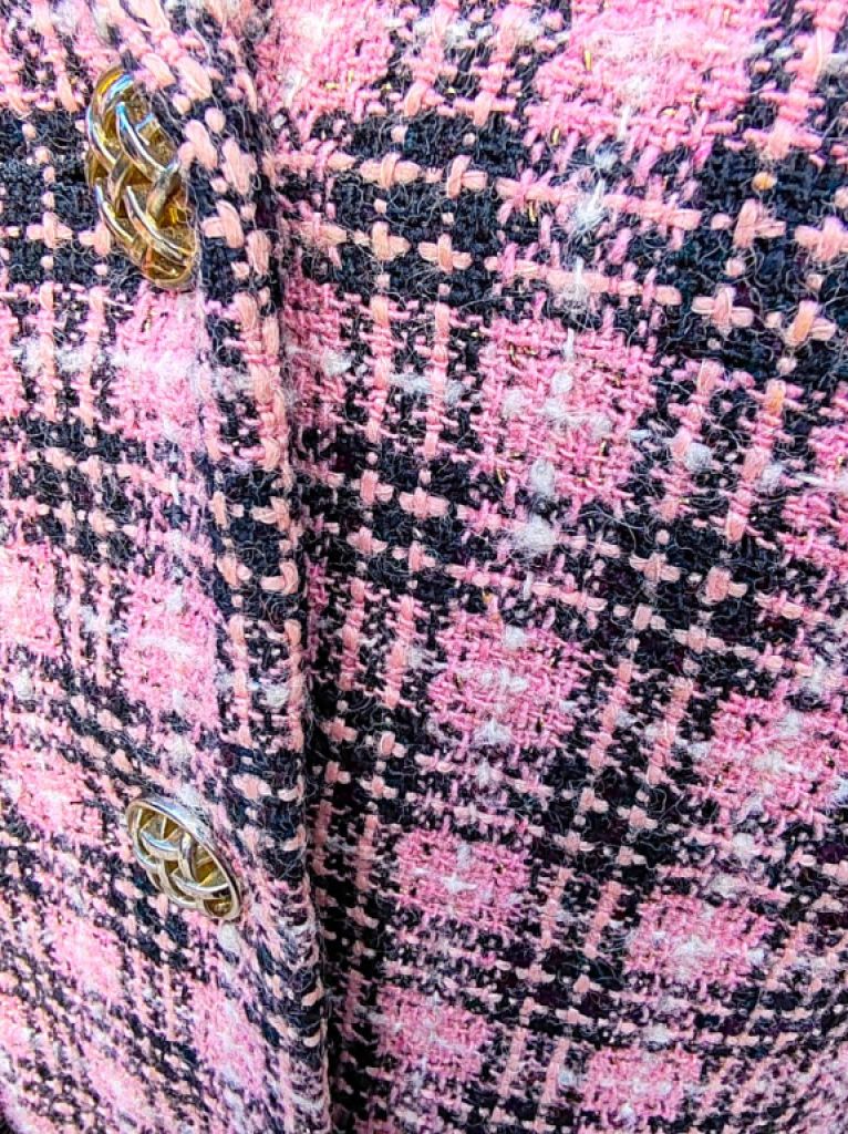 Blazer corto femenino atemporal y elegante de Amalfi