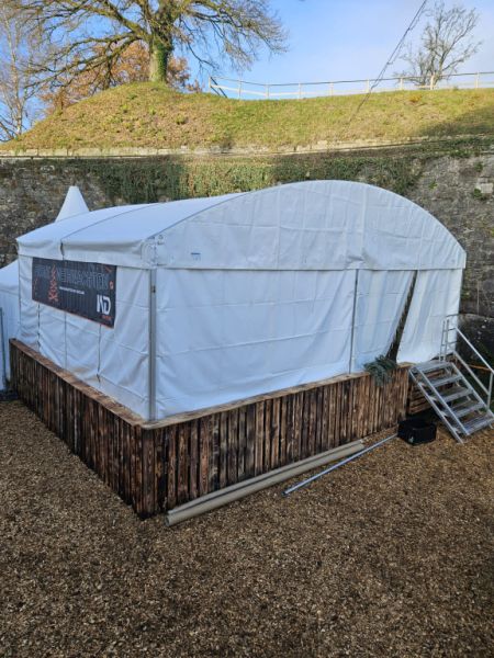 Tent rental, Event management