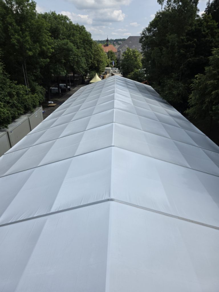 Tent rental, Event management