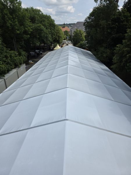 Tent rental, Event management