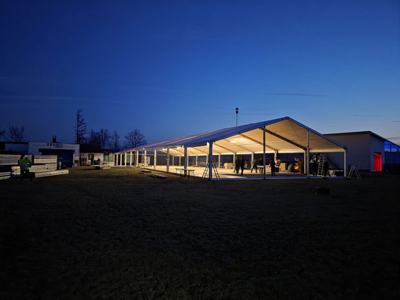 Tent rental, Event management