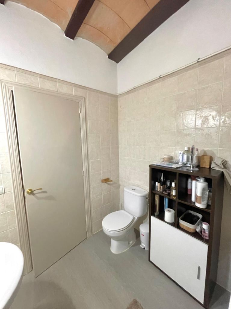 Zimmer in Campos zu vermieten für eine Frau