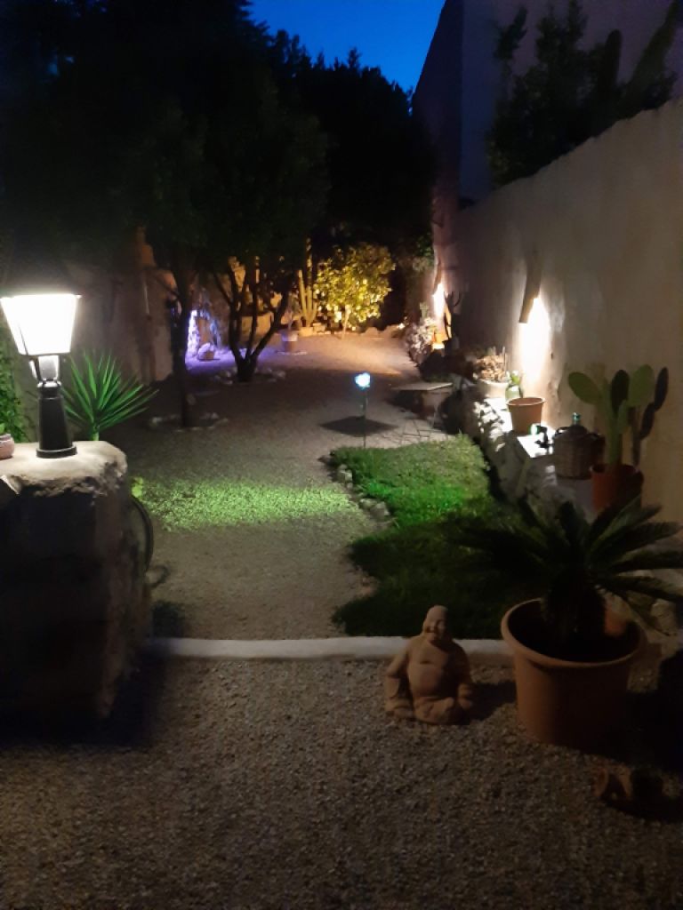 Zimmer mit Bad und Dusche