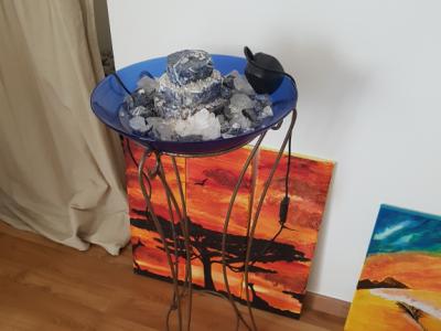 Zimmerbrunnen mit Sodalith und Bergkristall