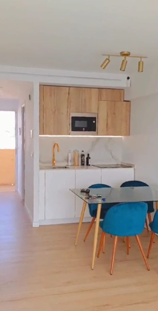 For sale – Elegant studio with sea views and functional design in Mallorca