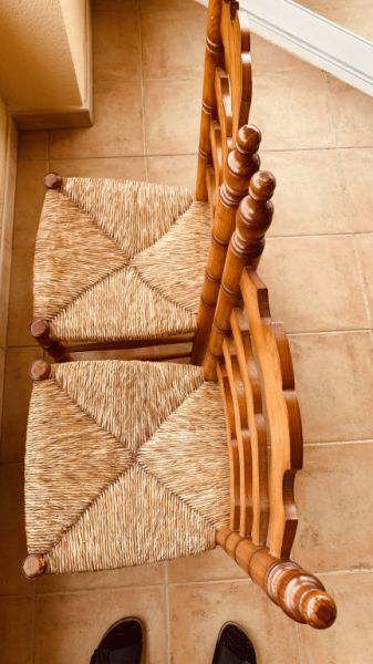 Zwei spanische Stühle für 50,00€